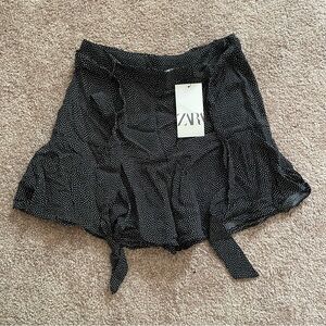 NWT Zara Polka Dot Skort Size Medium